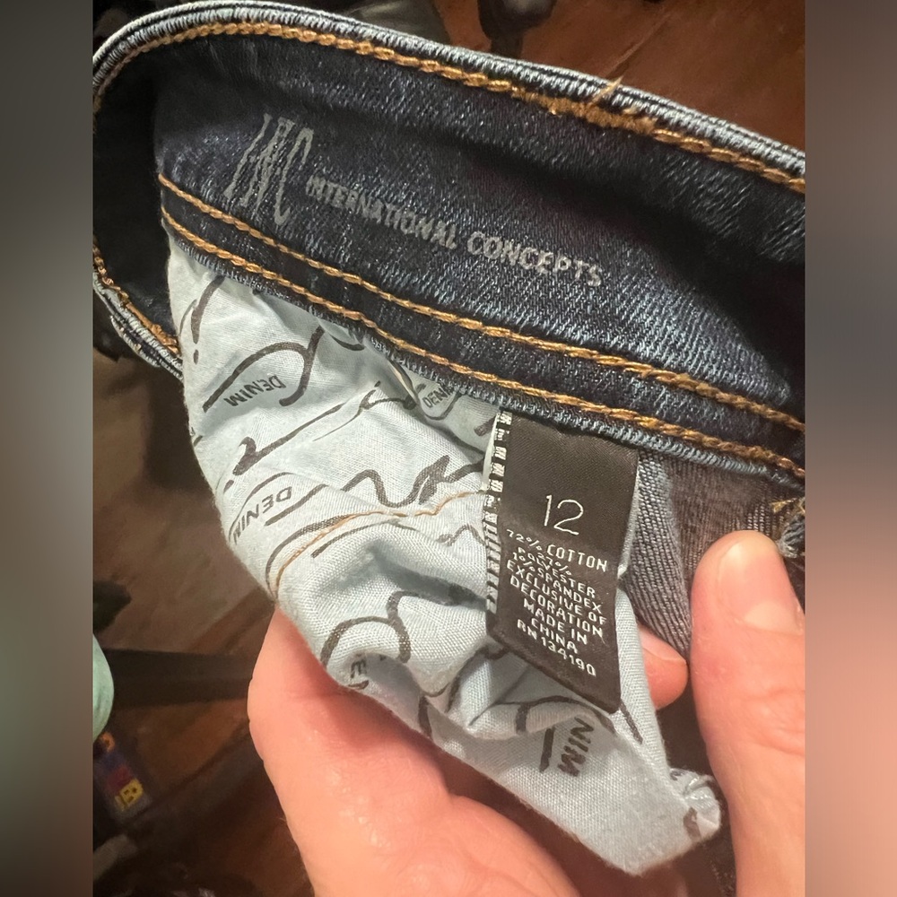 Capri pants - Picture 4 of 4